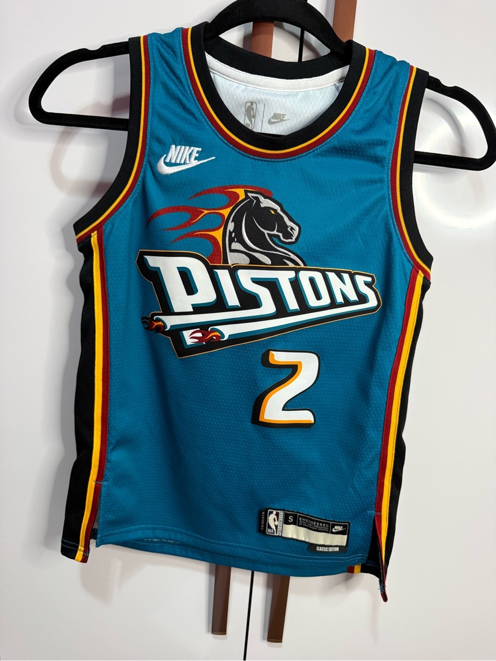 NBA Pistons Cunningham #2 Youth size S Jersey